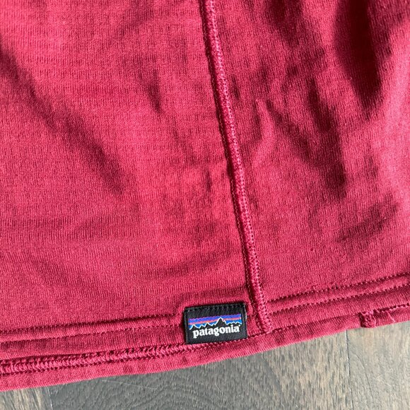 Patagonia's Capilene Midweight Zip-Neck Baselayer Top - Picture 7 of 7